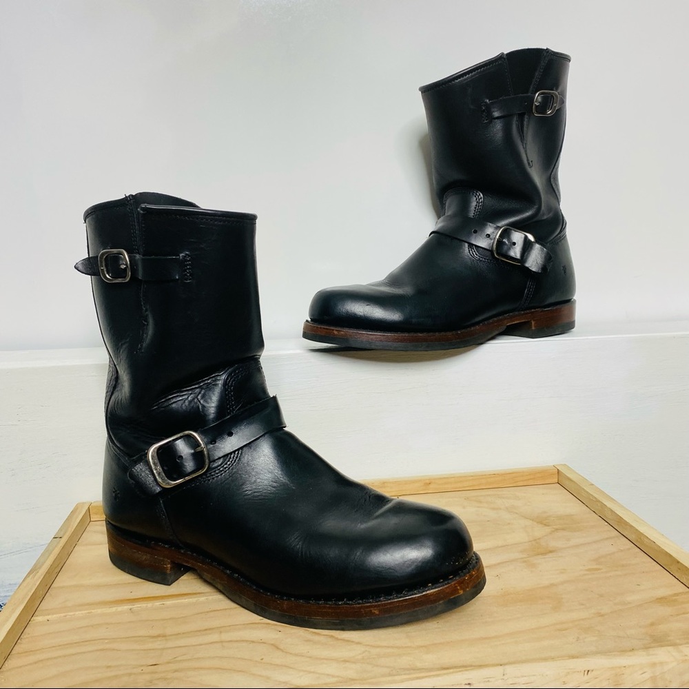 Frye Mens Black Engineer Motorcycle Double Buckle Leather Vibram Sole Boots 10M